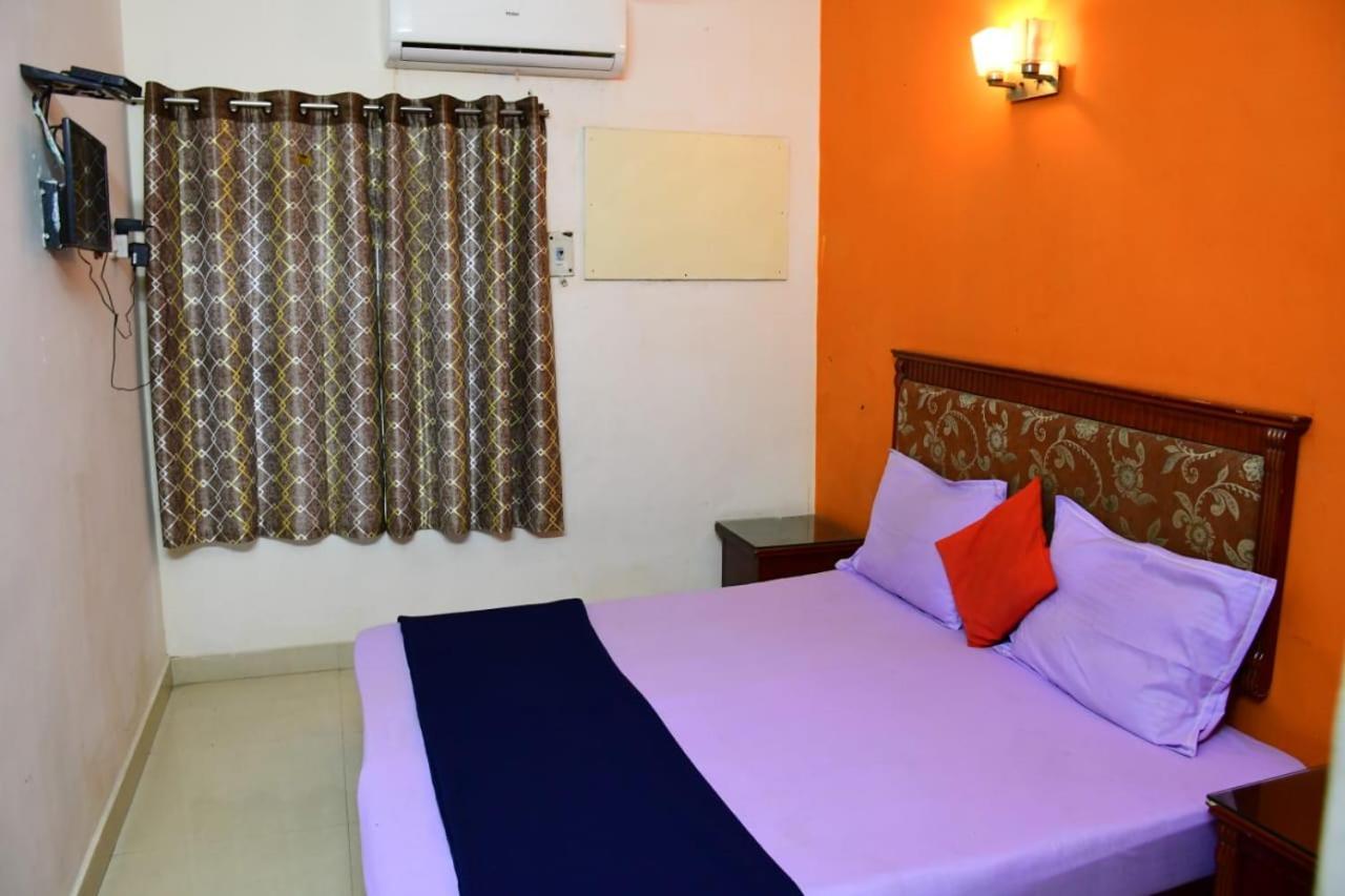Sai Nalam Guest Hotel 3*